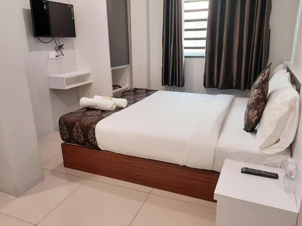 K Vila Hotel Sungai Petani Buitenkant foto
