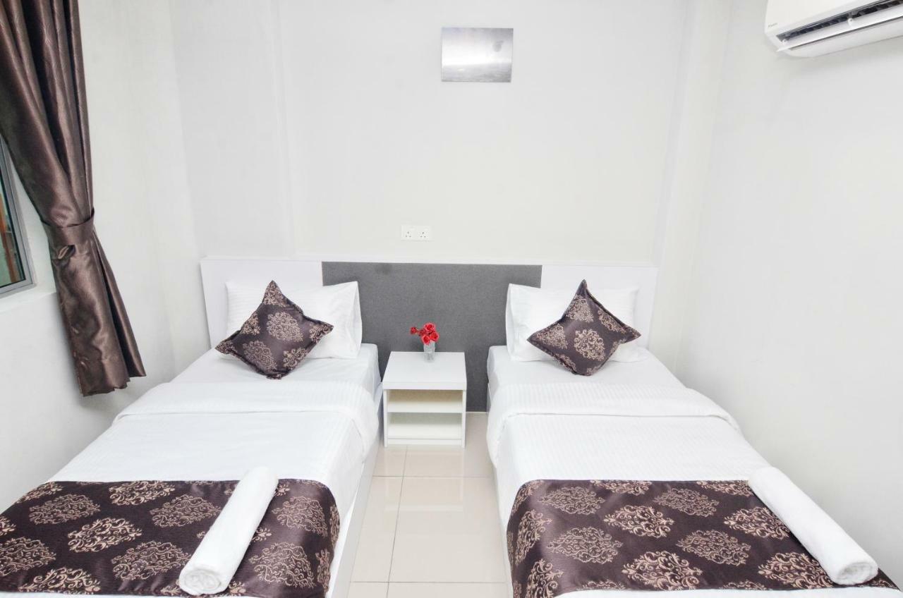 K Vila Hotel Sungai Petani Buitenkant foto