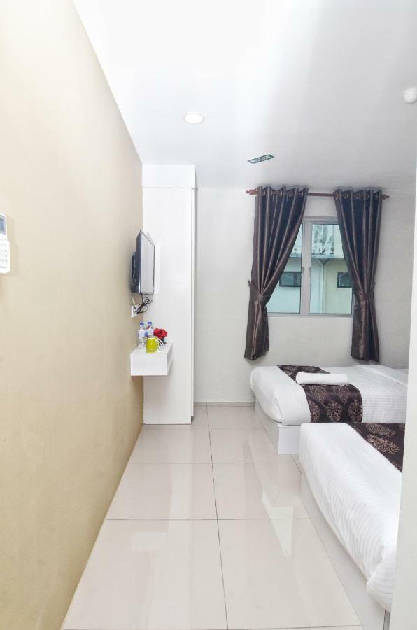 K Vila Hotel Sungai Petani Buitenkant foto