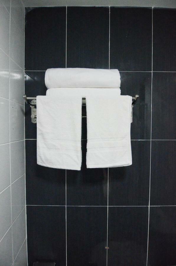 K Vila Hotel Sungai Petani Buitenkant foto